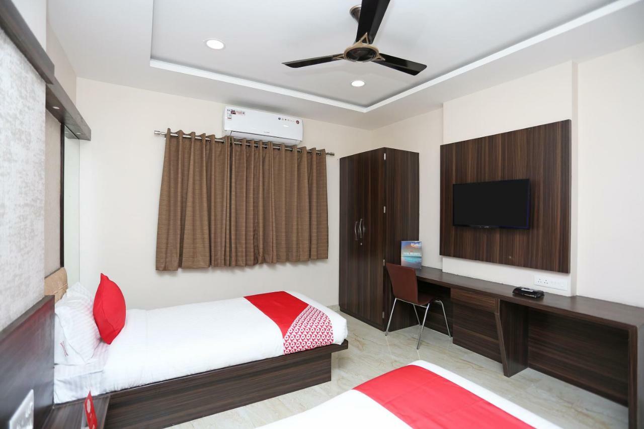 Oyo 15861 Hotel Shivganga Comfort Zone Rāipur Eksteriør bilde